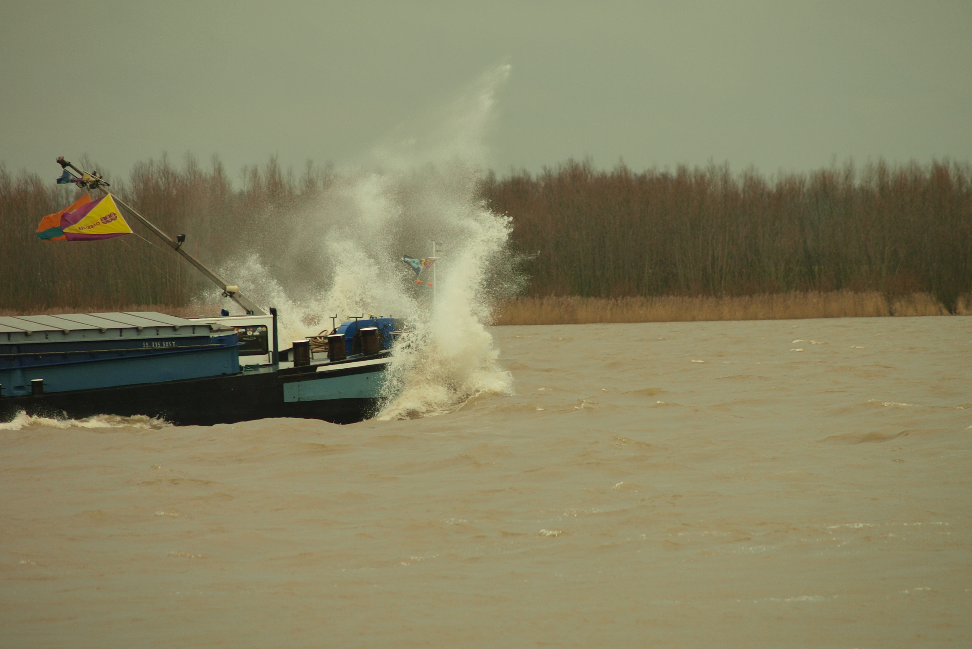 Storm op de rivier