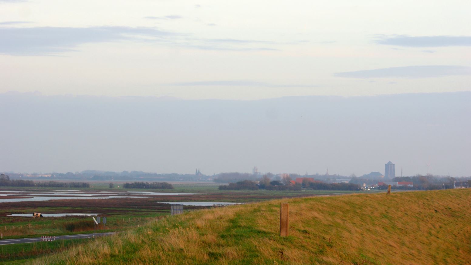 Uitzicht vanaf de Oosterschelde dijk