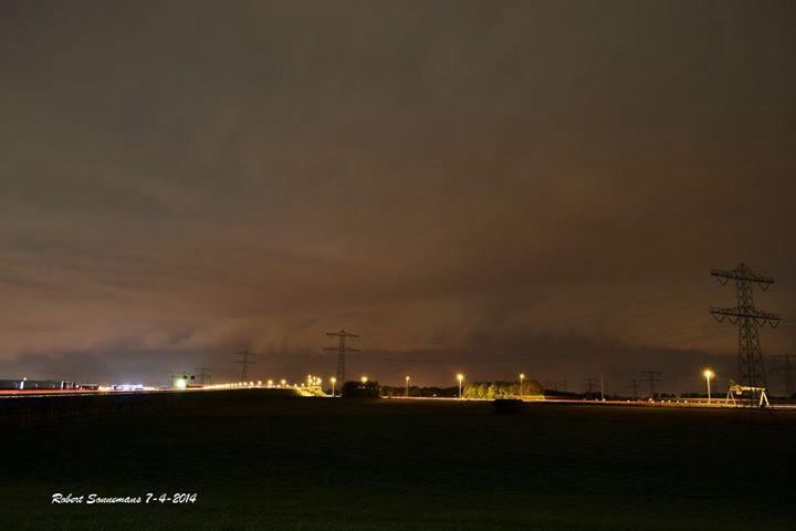 Shelfcloud by Night