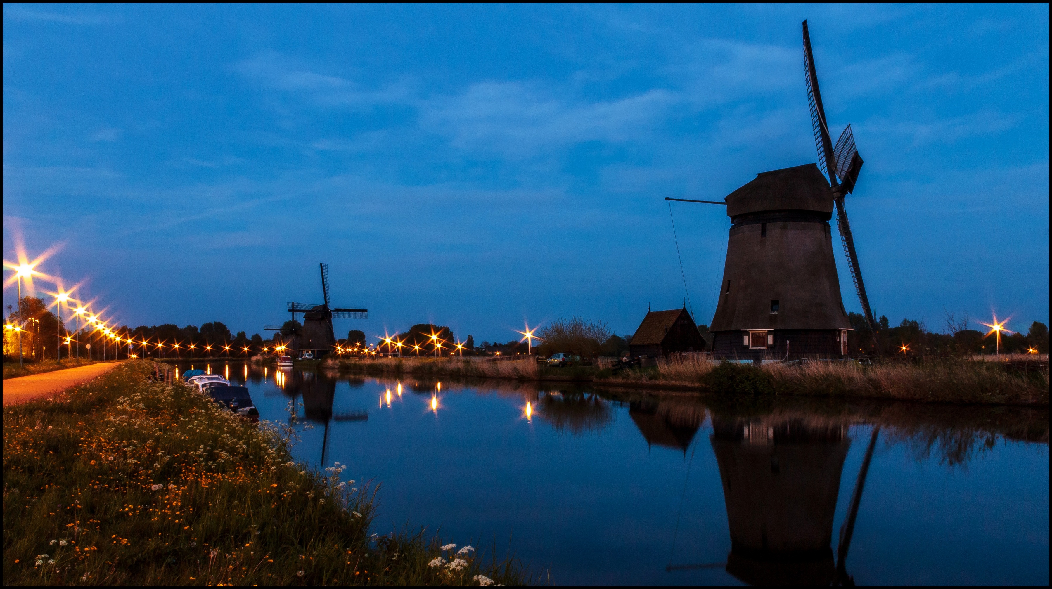 Het blauwe uurtje Molenkade Alkmaar.