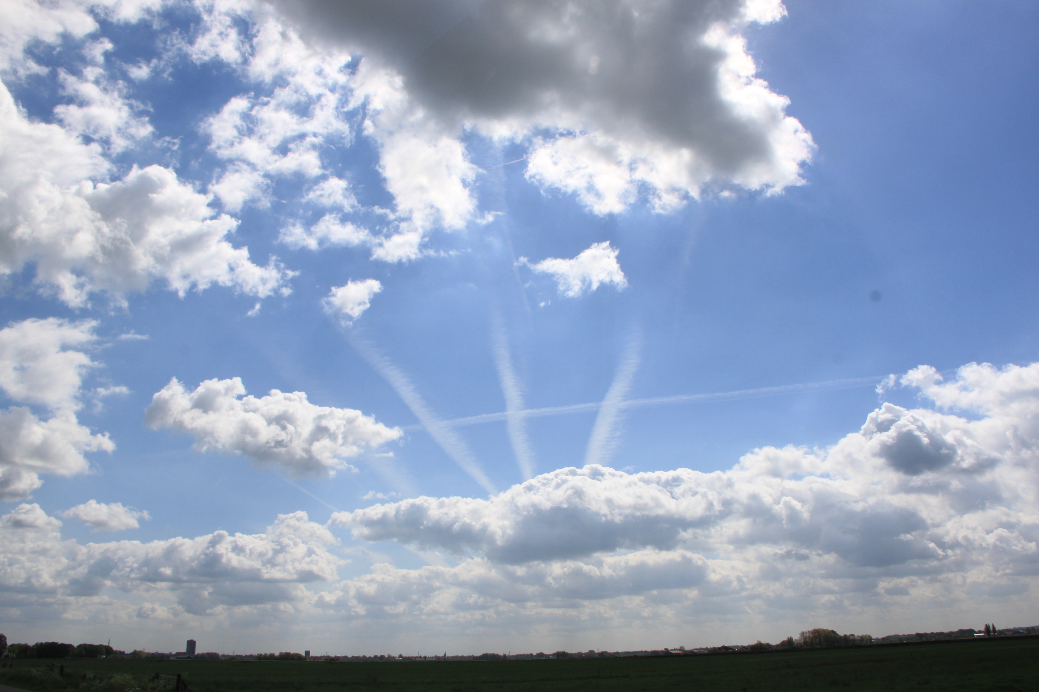 Speciale Wolkenlucht !...