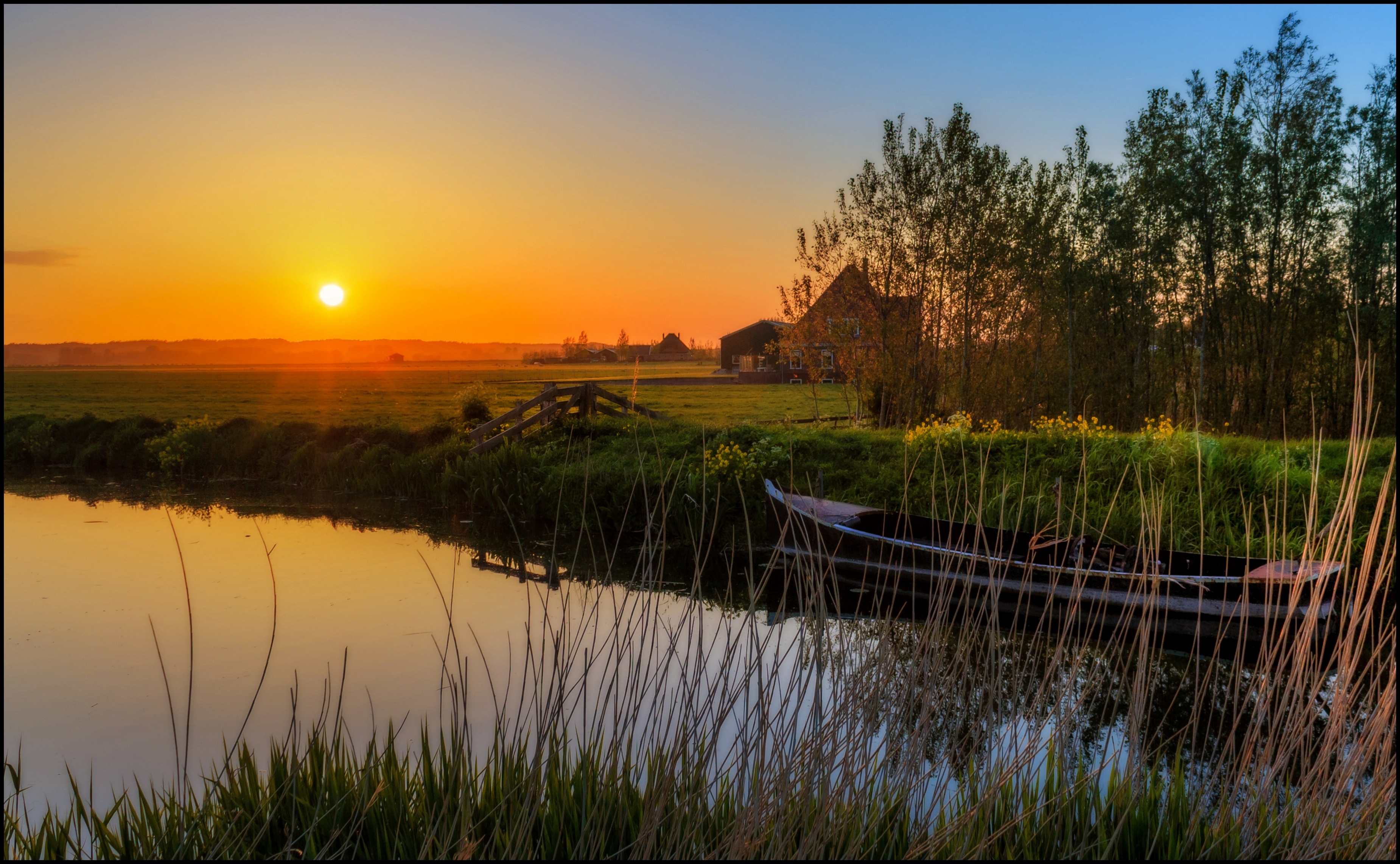 Zonsondergang De Koele Kreken Bergen (NH).