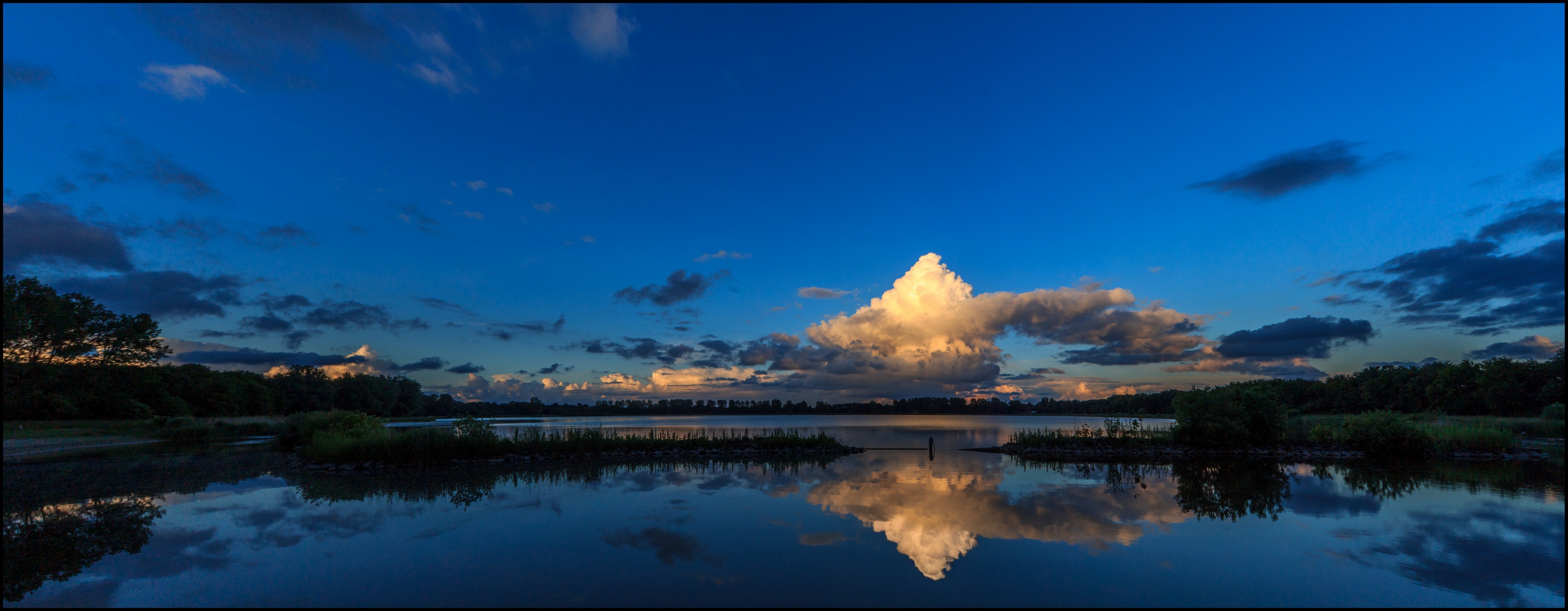 Zonsondergang Geestmerambacht.