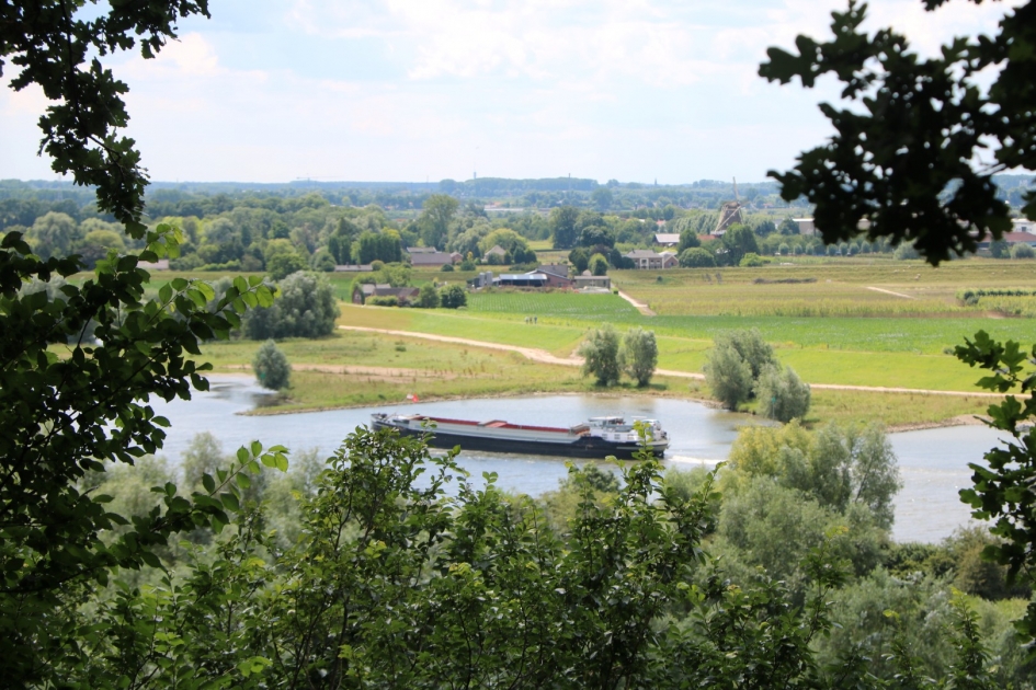 De Neder-Rijn met boot - Weer en landschap - 