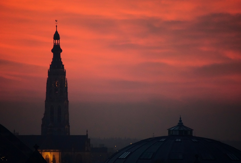 Kerk en koepel - Weer en landschap - 
