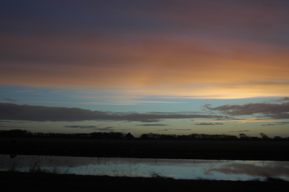 "Regenboog"zonsopgang - Weer en landschap - 