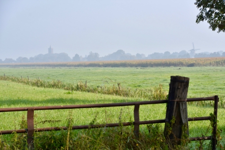 Westbroek in de mist