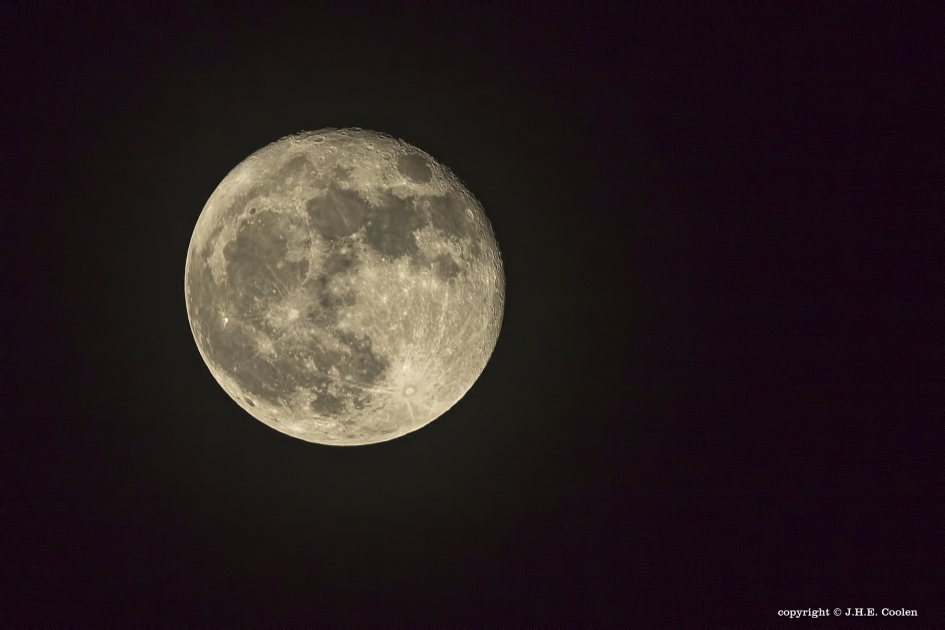 4 December - Weer en landschap - Maan