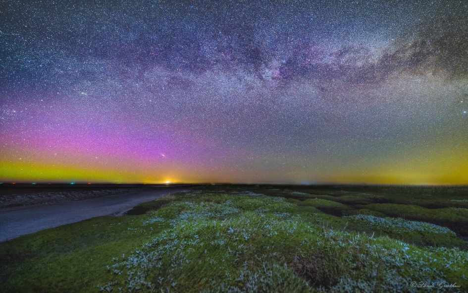 Noorderlicht zichtbaar in Nederland bij Moddergat - Weer en landschap - 