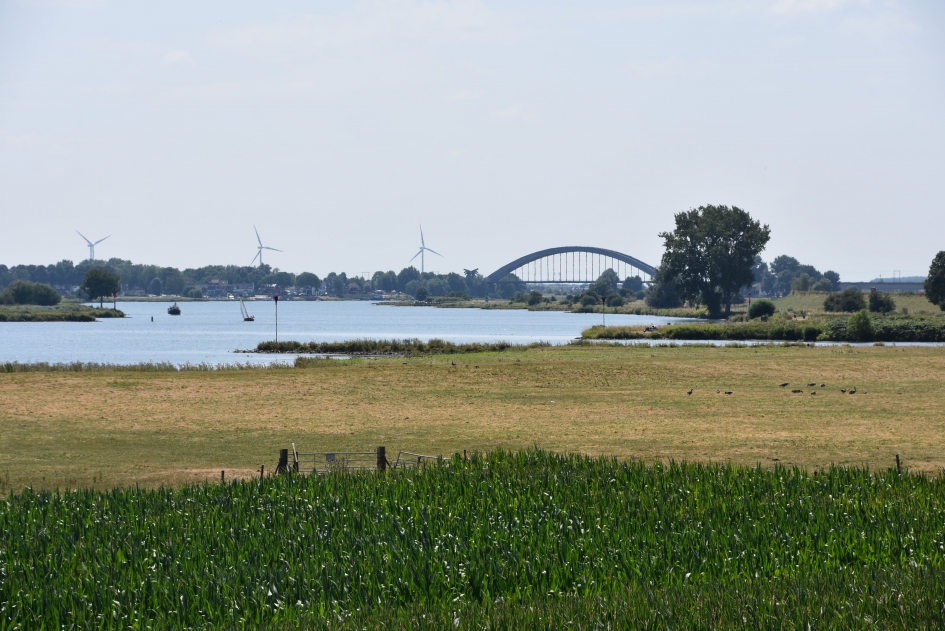 Langs de Lek, brug bij Culemborg - Weer en landschap - 