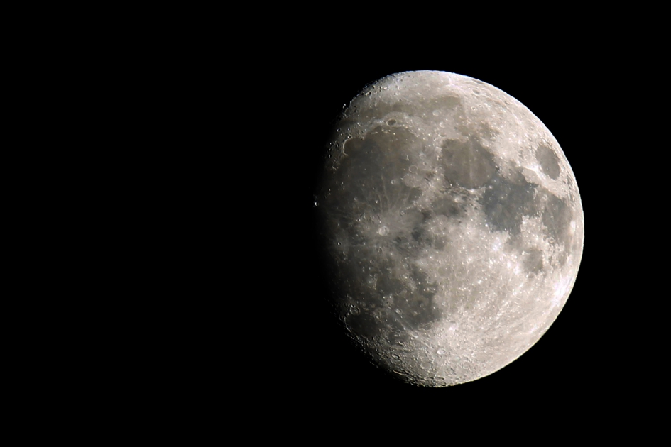Maan - Weer en landschap - Maan