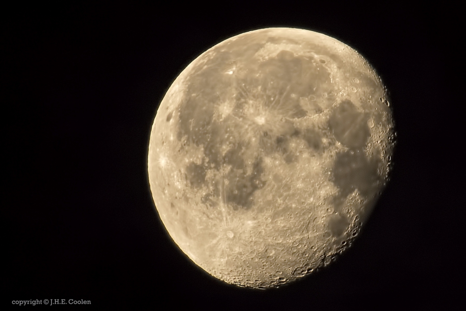 Maan 15-12 2019 - Weer en landschap - Maan