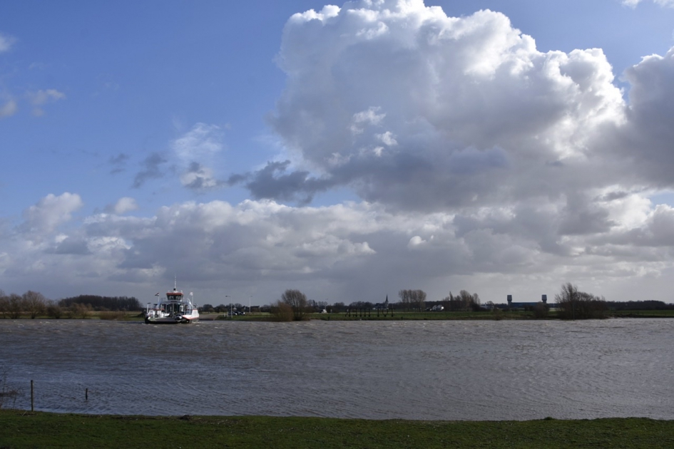 Het veer van Wijk bij Duurstede - Weer en landschap - 